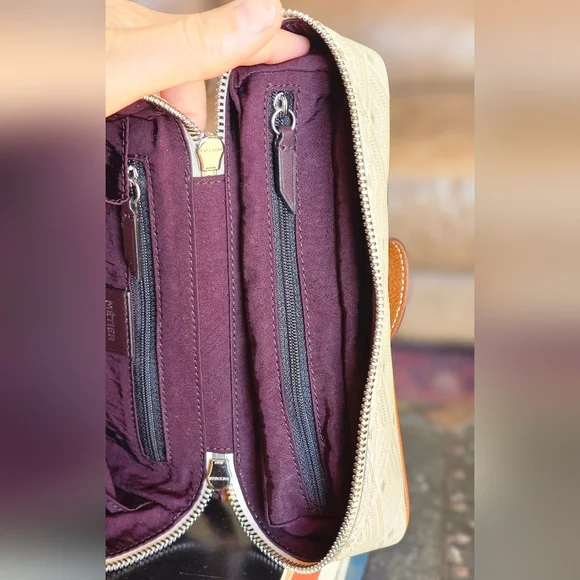 Metier Many Days Toiletry Bag - Picture 8 of 12